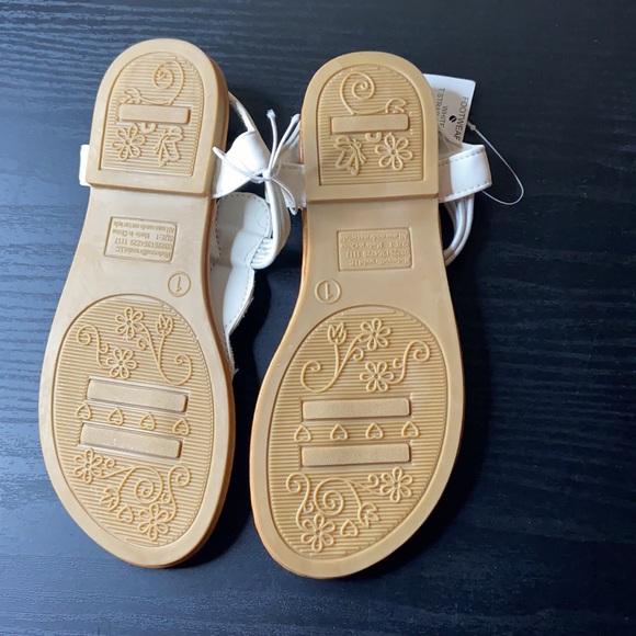 White Rhinestones Sandals - Picture 3 of 3